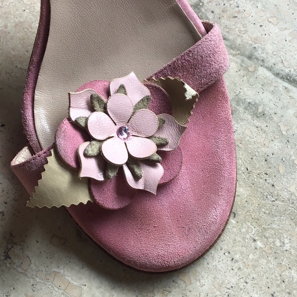 BCBG MaxAzria Rose and Tan Colored Suede Heels - Picture 2 of 8